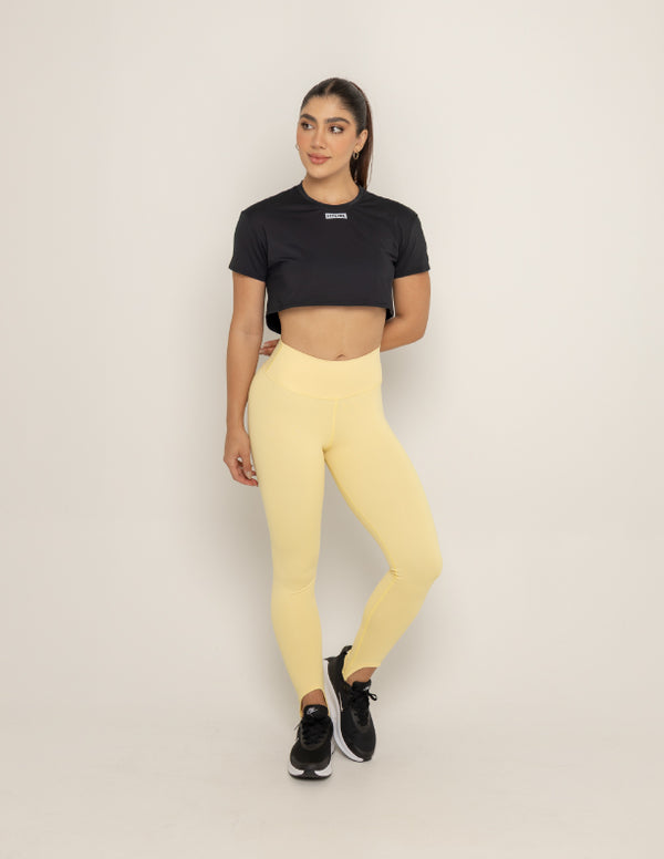 CAMISETA CORTA - BLACK