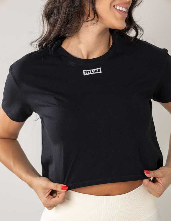 CAMISETA CORTA NEGRA