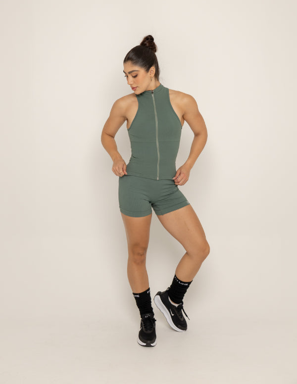 SHORT ESTONIA MOSS GREEN
